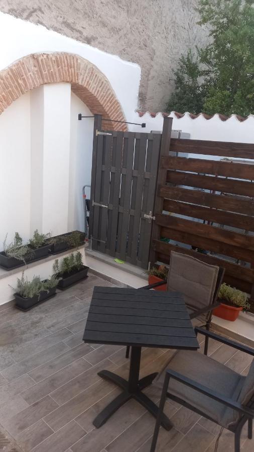 La Casetta Guest House Oristano Exterior foto